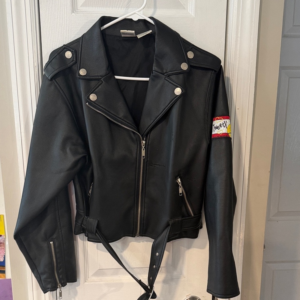 Vintage Warner Bros. Black Faux Leather Moto Jacket with Sleeve Patch tweety